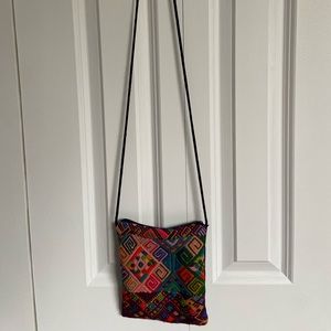 Super cute cross body purse!!